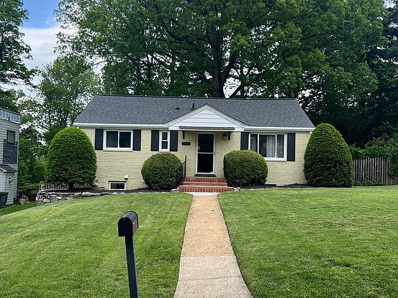 3rd image of 7216 Deborah Dr