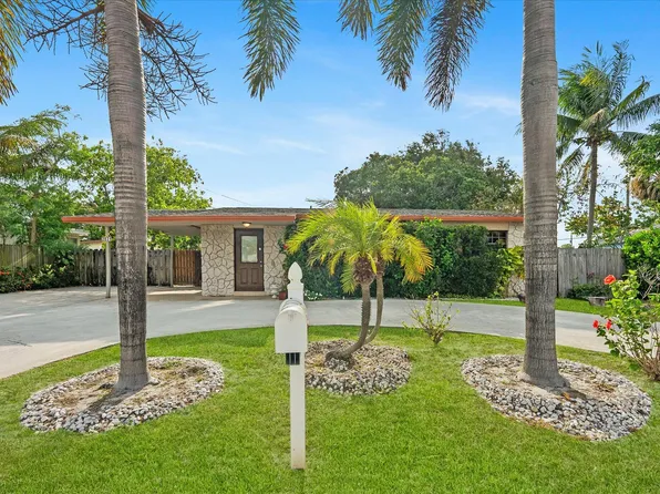 2831 N Seacrest Boulevard, Boynton Beach, FL 33435