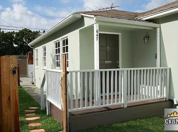 4th image of 645 N Hollywood Way