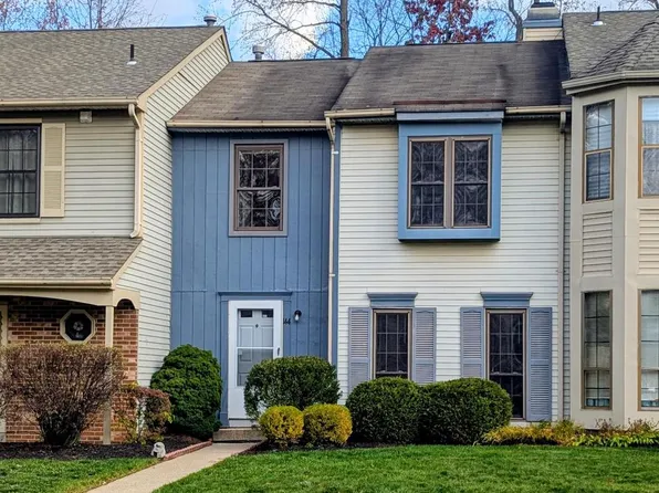 144 Tynemouth Ct, Robbinsville, NJ 08691