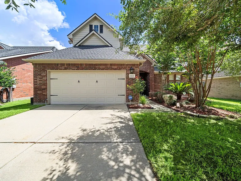 22634 Cascade Springs Dr — Photo 1