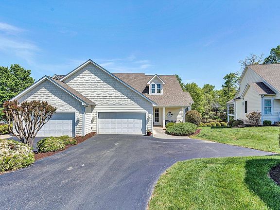 3rd image of 410 Haley Scott Dr