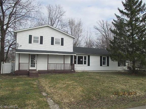 2nd image of 902 Pontiac Ave