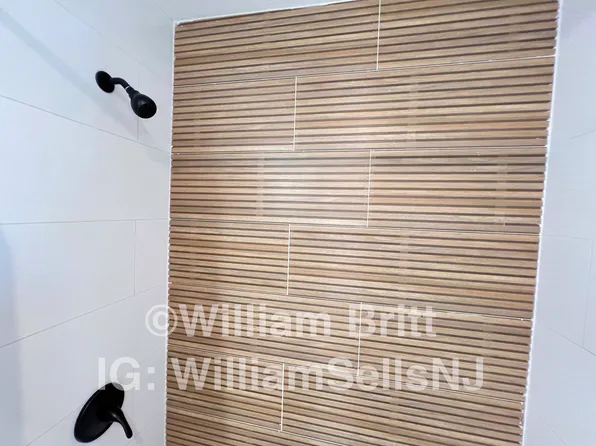 212 Zabriskie Street image 5 of 17