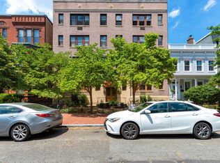 414 Seward Sq SE APT 406, Washington, DC 20003