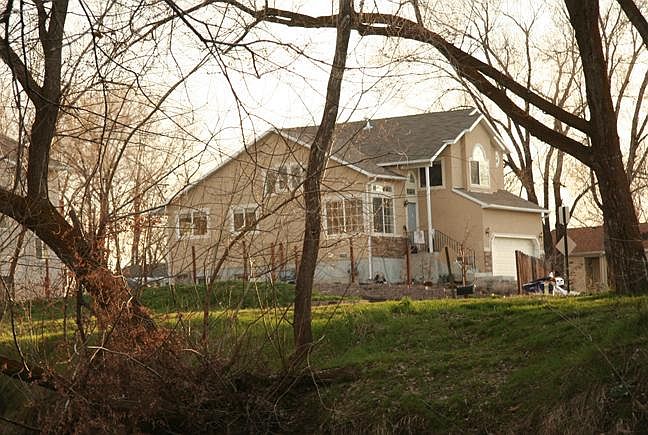 1st image of 1115 W Mead Ave