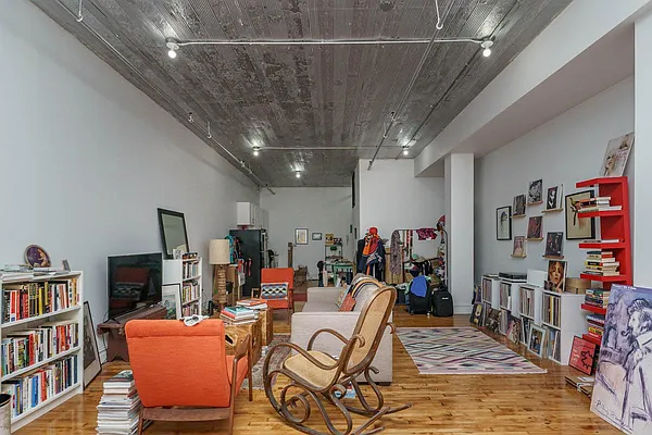 Rented by MySpaceNYC | media 10