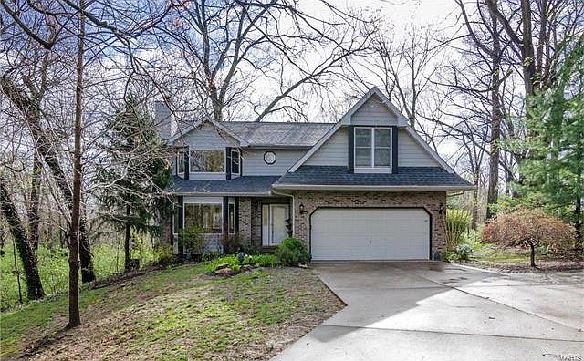1st image of 26 Gaslight Ln