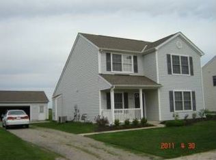 2223 Forest Rdg, Hebron, OH 43025