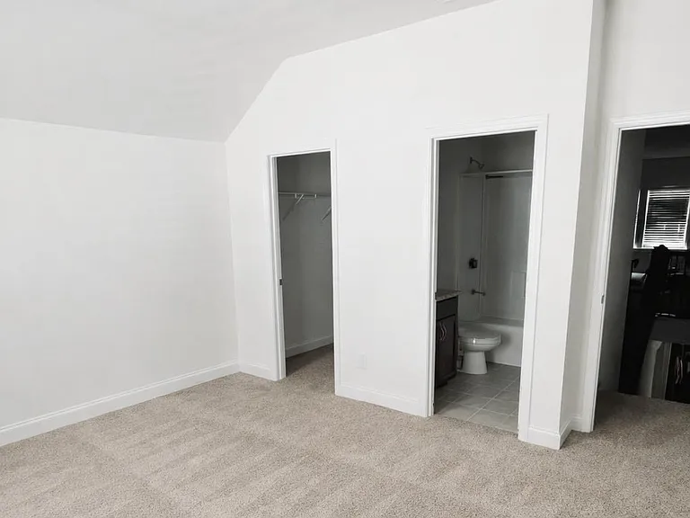 9590 Garamont Pkwy NW — Photo 16