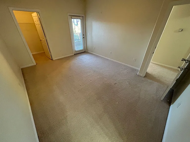 4400 S Jones Blvd #2052 — Photo 18