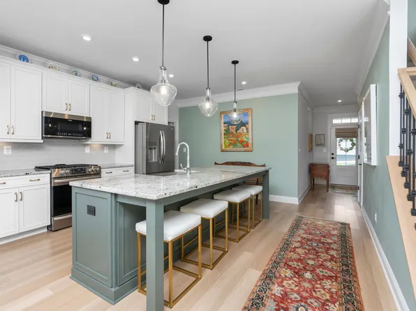 148 Ridgeline Dr, Waynesboro, VA 22980