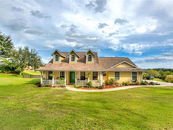 2nd image of 32802 Scenic Hills Dr