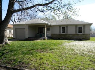 1641 S Cedar Ave, Broken Arrow, OK 74012