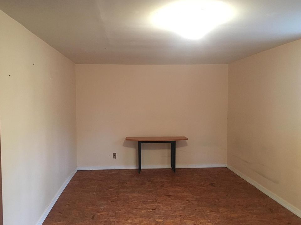 1st image of 1740 Rolling Hills Dr