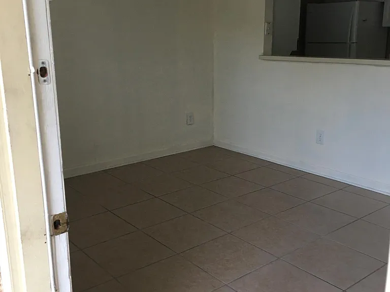1761 Wire Rd #5-8 — Photo 8