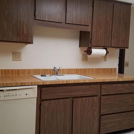 4th image of 10887 W Emerald Dr