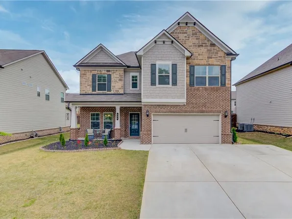 404 Henson Farm Dr, Loganville, GA 30052