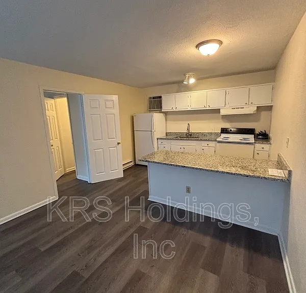 605 W Ocean View Ave #11 — Photo 2