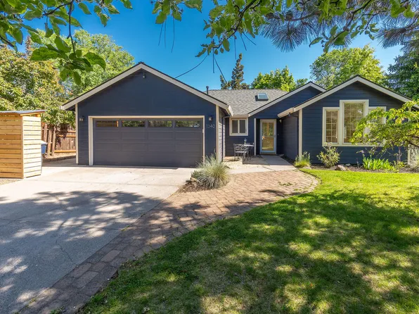 1340 NE Noe Dr, Bend, OR 97701