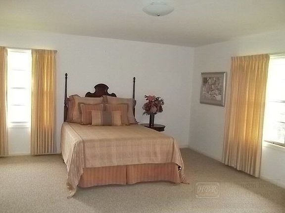 5th image of 621 Woodland Dr