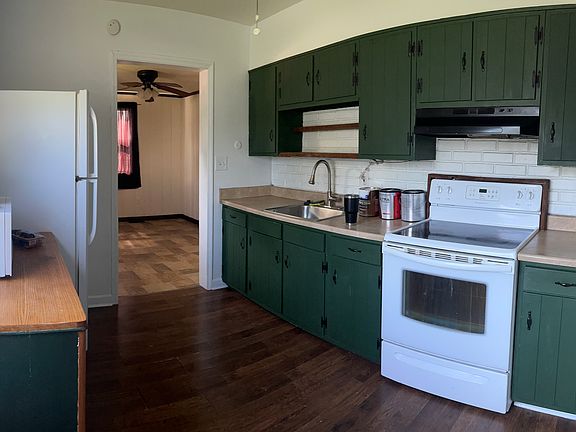 2nd image of 2960 Azelda St