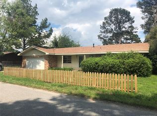 562 N Hickory St, Atoka, OK 74525