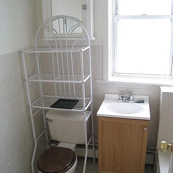 198 Delaware Ave #3L — Photo 1