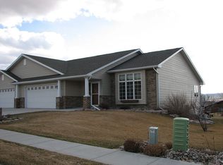 1947 Sunny Springs Dr, Rapid City, SD 57702