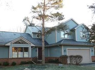 4432 Canterbury Ct, Ann Arbor, MI 48103