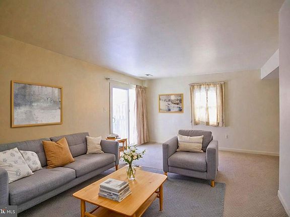5th image of 14849 Cherrydale Dr
