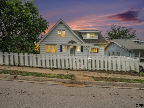 6321 N 32nd St, Omaha, NE 68111