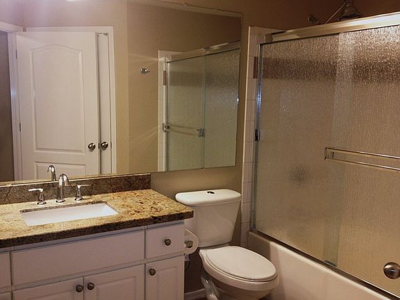 Enclosed shower