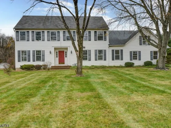 14 Nina Pl, Randolph Twp., NJ 07869