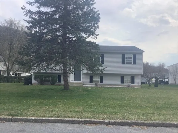 1 Grant Drive, Monroe, NY 10950