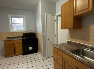 59 Mountain View Ave FLOOR 3, Newark, NJ 07106