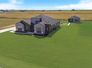 2970 Stella Rose Ct, Waxahachie, TX 75165