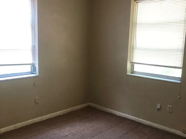 2331 Hadley St — Photo 8