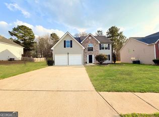 227 Millstone Dr, Hampton, GA 30228