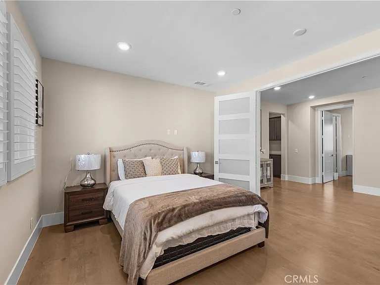 57 Ray — Photo 29