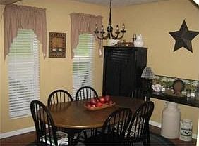 3rd image of 5 Cedarwood Ln