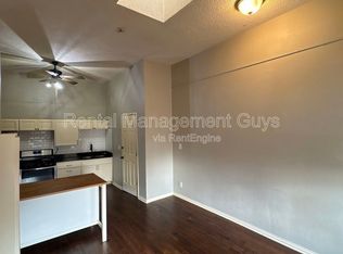 1163 7th St W #2, Saint Paul, MN 55102