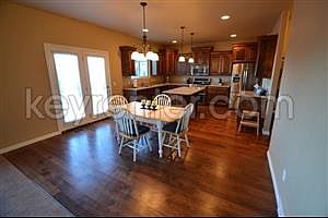 3rd image of 5553 N Shady Brook Ln