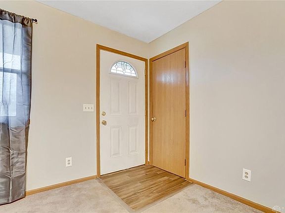 4th image of 209 Overlook Ct