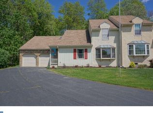 92 Chandler Ct, Hockessin, DE 19707