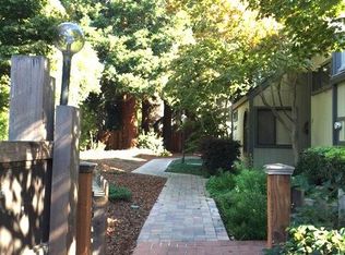 137 Orchard Ave APT 4, Mountain View, CA 94043