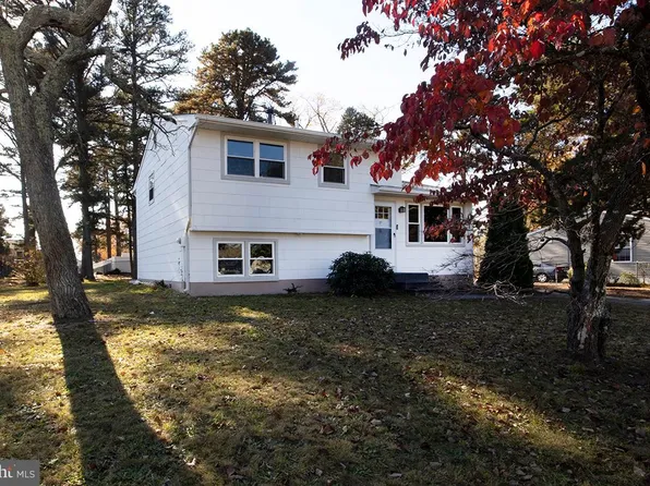 1645 Berkshire Dr, Vineland, NJ 08360