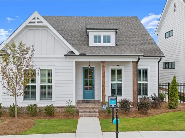 1052 Eastman Ct, Hoschton, GA 30548