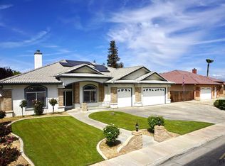 3310 Medallion Rose Ave, Bakersfield, CA 93313
