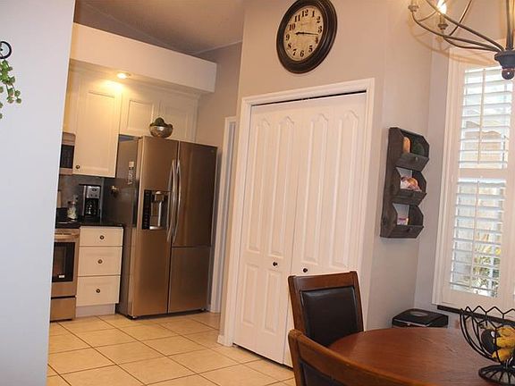 5th image of 16718 Sheffield Park Dr